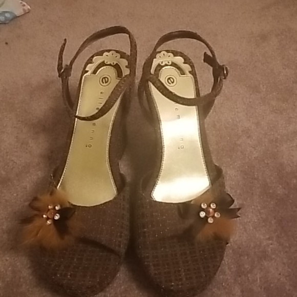 ladies wedge dress shoes